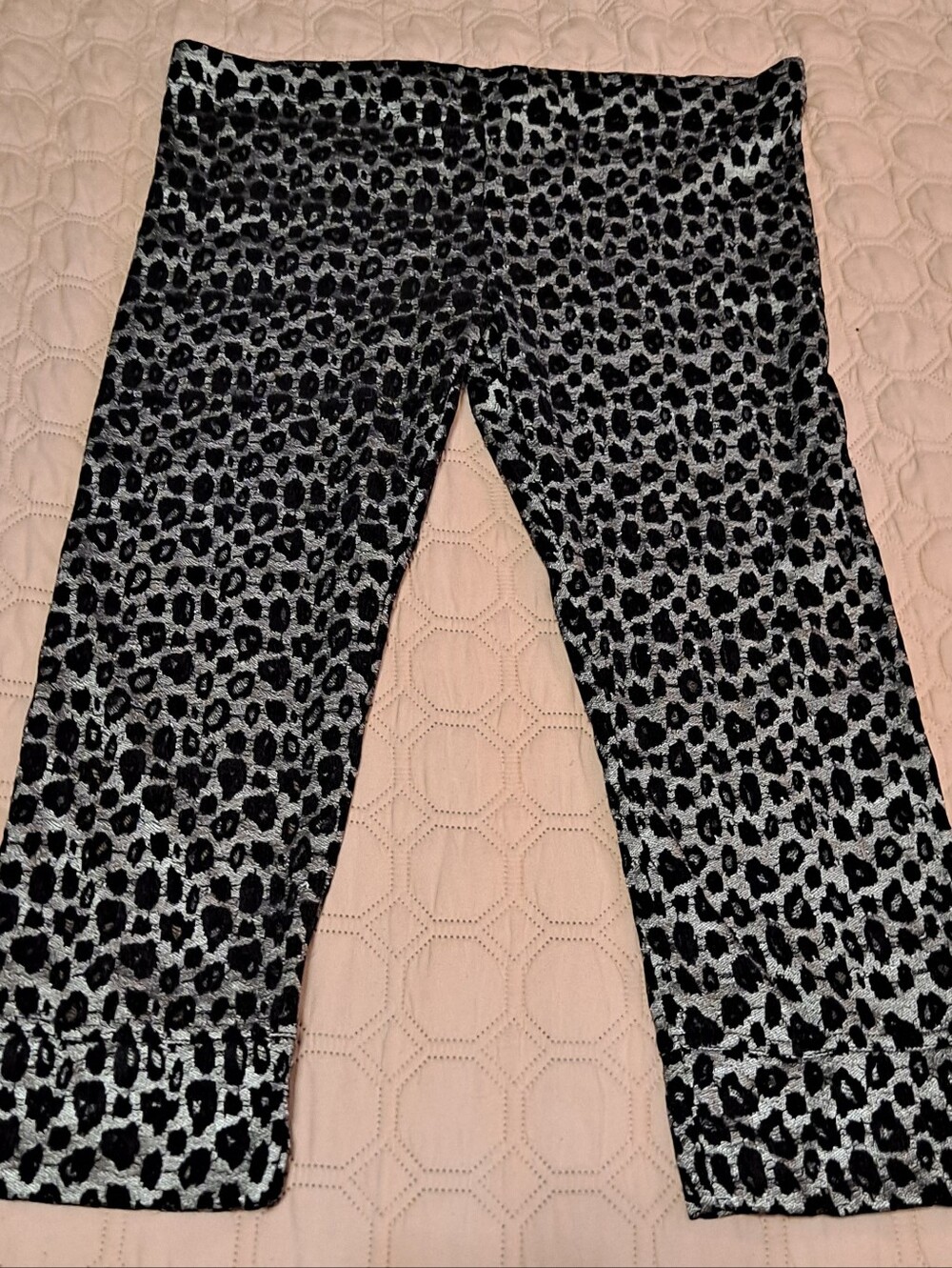 Animal Print Black & Silver Cropped Leggings Peek Through Size XL